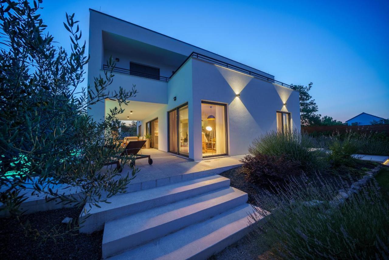 Villa O Vodice Exterior photo